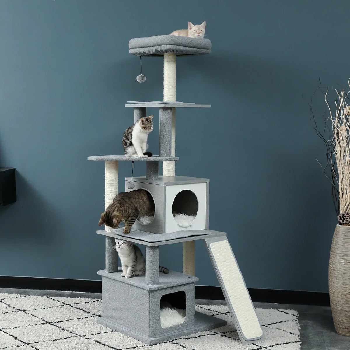Arbre à Chat Griff'Oasis : Luxe et Jeu pour Votre Félin