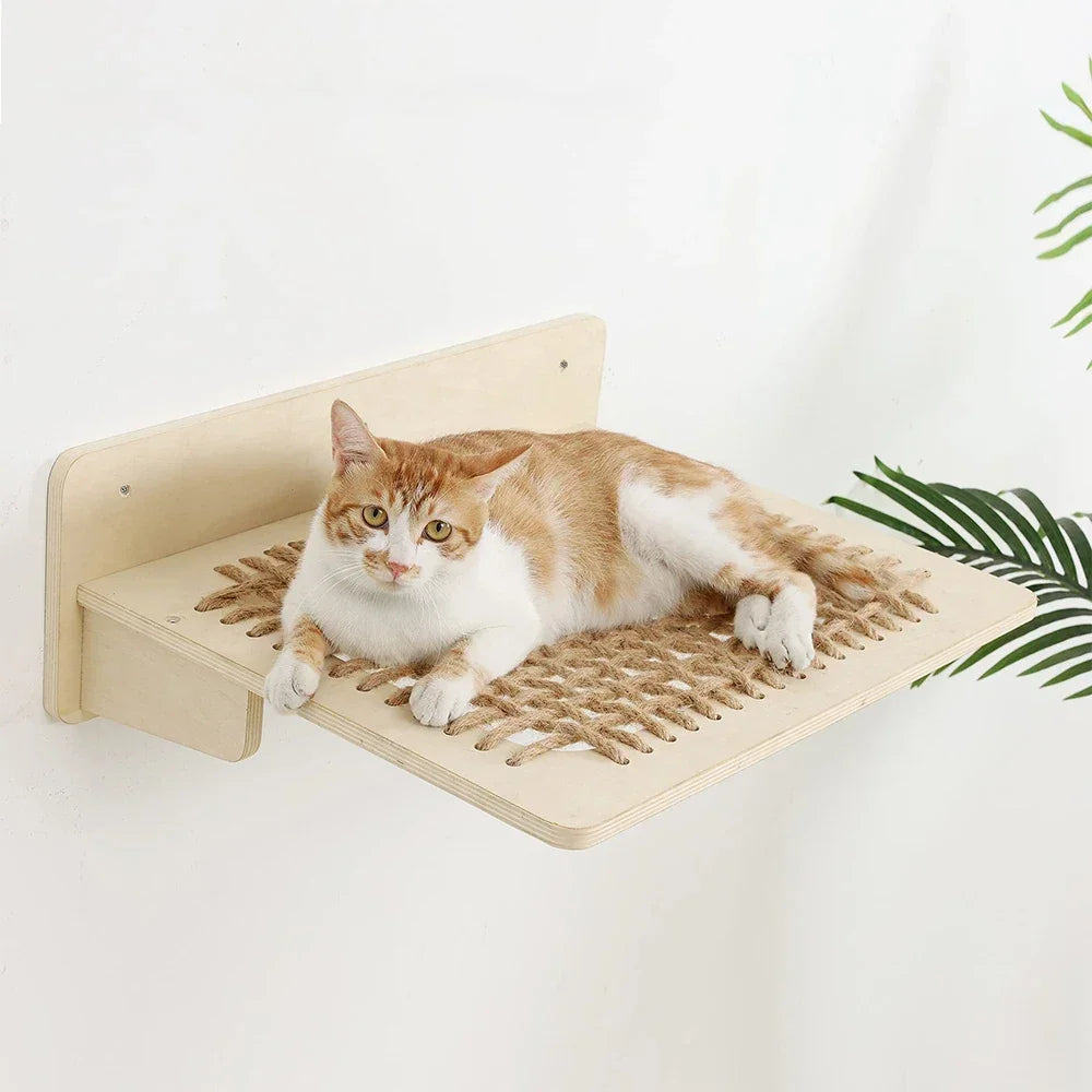 Arbre à Chat Mural en Bois : Jeu & Détente Verticale
