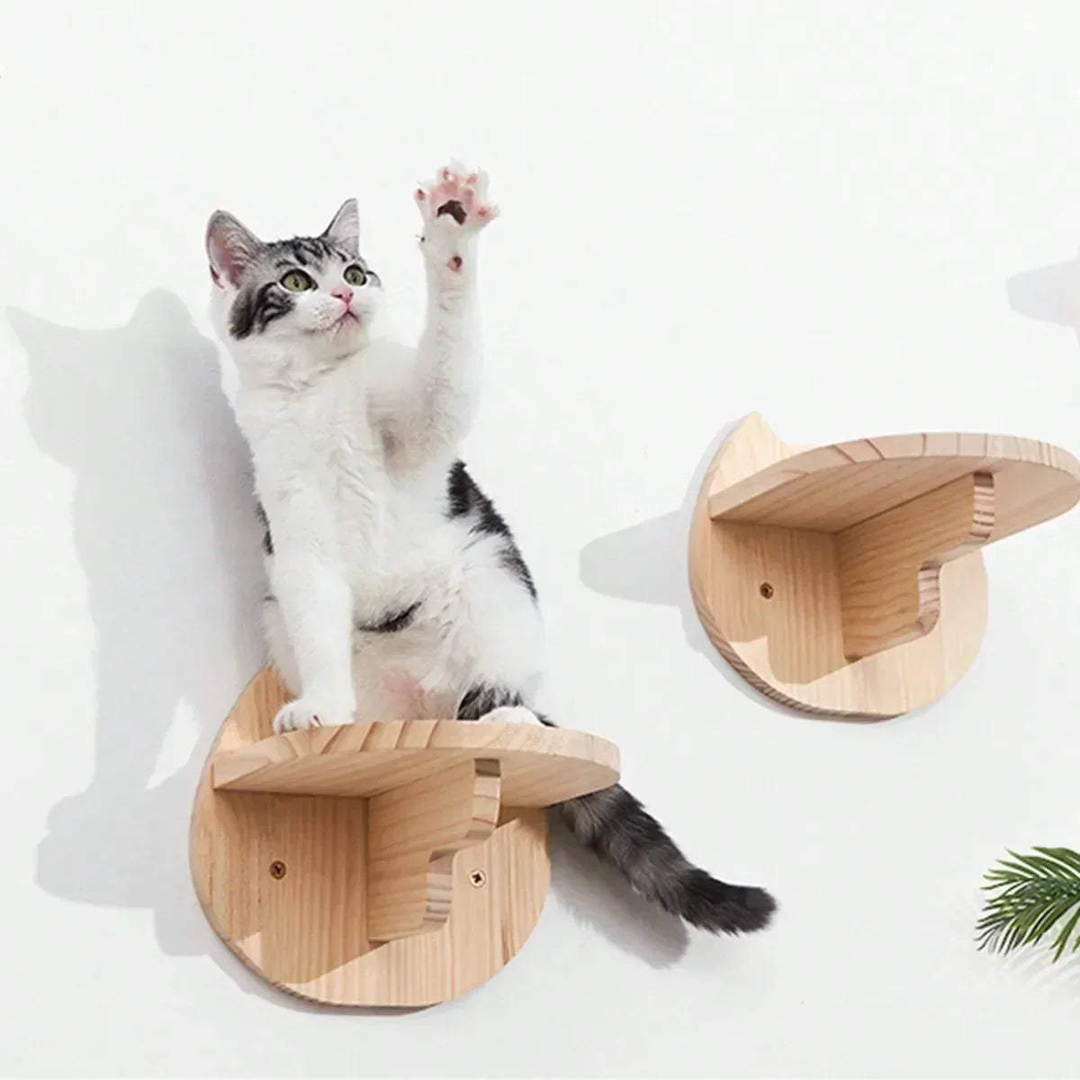 Arbre à Chat Mural en Bois : Jeu & Détente Verticale